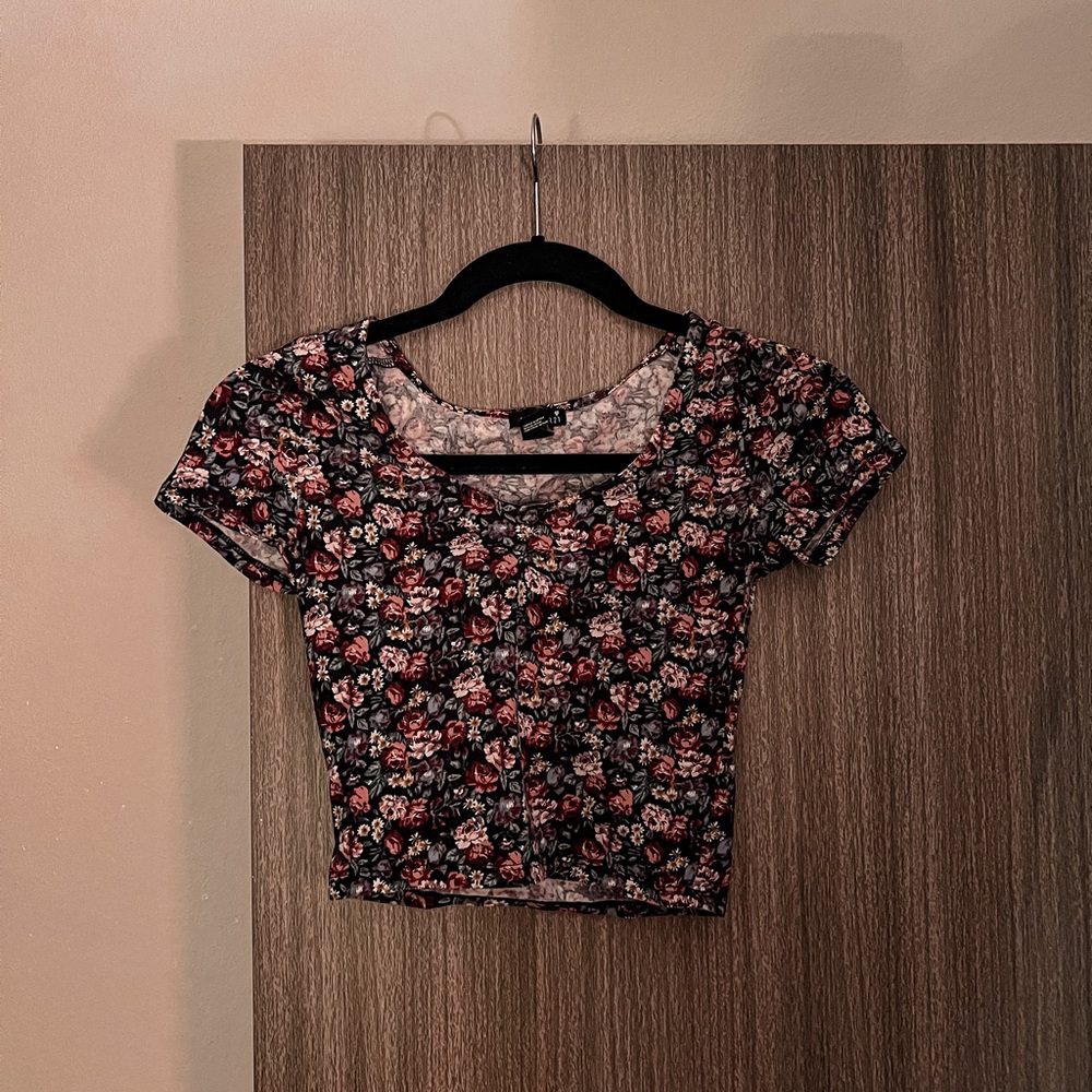 Forever 21 Floral Crop Top